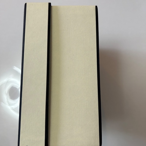 Jo Malone Box Square Medium Size 6x6 - Picture 4 of 5